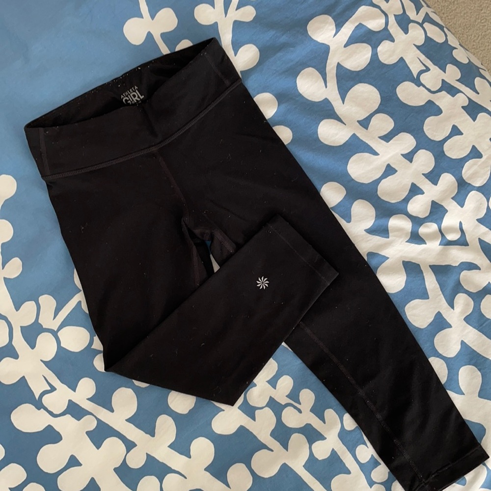 ATHLETA Girl Black Cropped Leggings